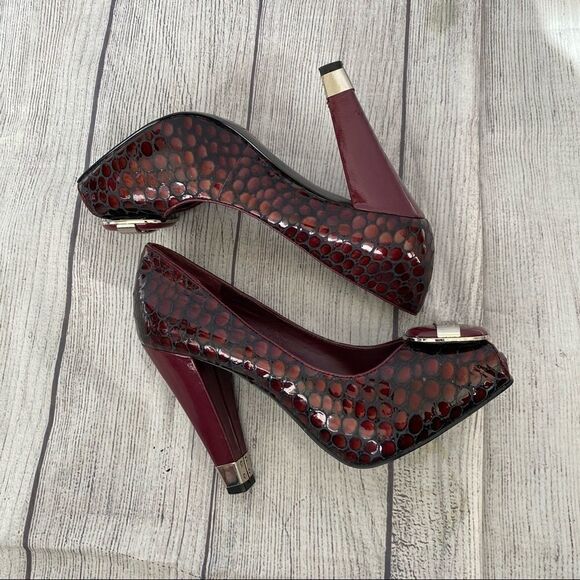 BCBGirls open toe print high heel burgundy sz 6.5 - Picture 1 of 13